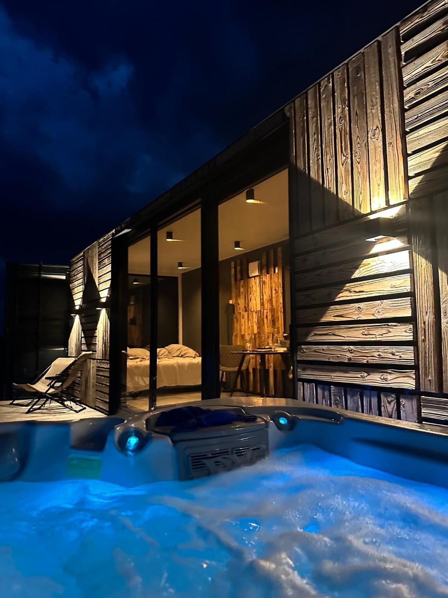 Zebras Muiža Zebrus Resort מראה חיצוני תמונה